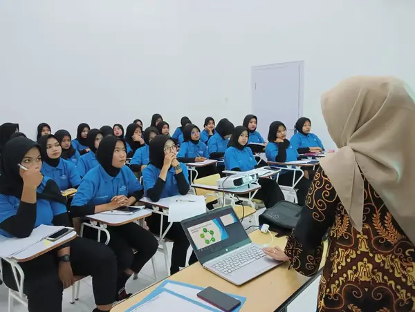 perawat lansia, perawat lansia harian, perawat lansia bulanan, perawat lansia jakarta, perawat lansia surabaya, perawat lansia jogja, perawat lansia bandung, cari perawat lansia, jasa perawat lansia, jasa perawat lansia terbaik, jasa perawat home care lansia, cari jasa perawat lansia, perawat lansia ke rumah, perawat lansia untuk merawat orang tua, caregiver untuk merawat orang tua, home care untuk merawat orang tua